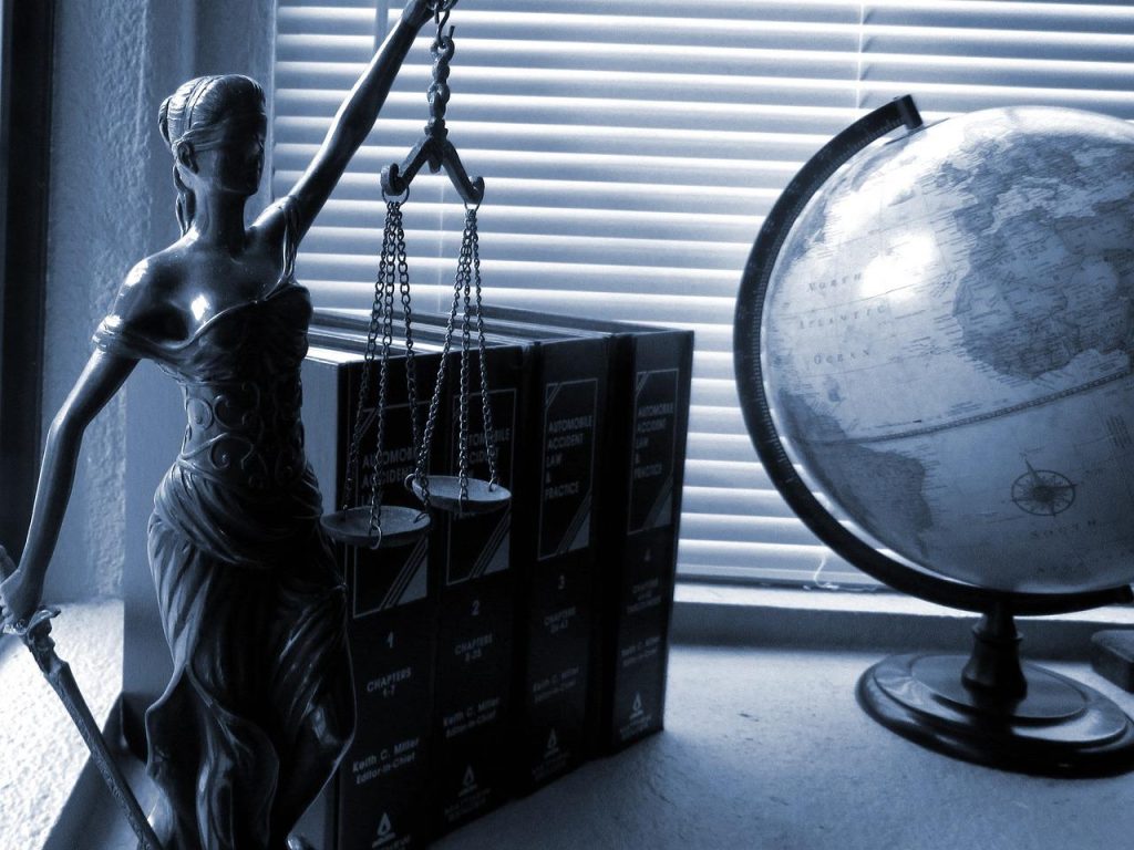 Afbeelding toont informatie over het vinden van de beste advocaat in Hoogeveen voor juridische ondersteuning en rechtsbijstan