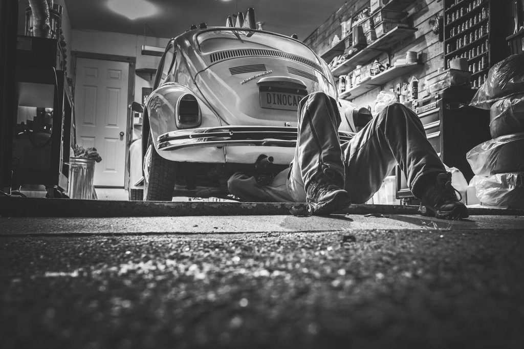 Gids met tips voor auto reparatie in Middelburg, waarin wordt uitgelegd hoe je de juiste garage kiest en onderhoud uitvoert