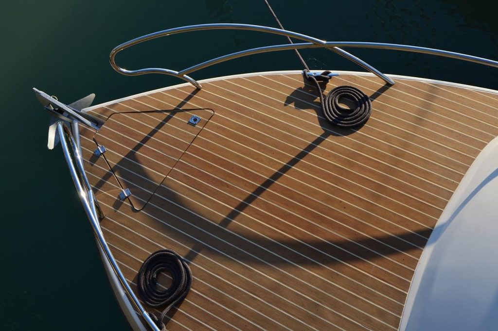 Boot huren in Heerenveen: prachtige watersportbeleving met sloepen en motorboten op meren en kanalen in Friesland