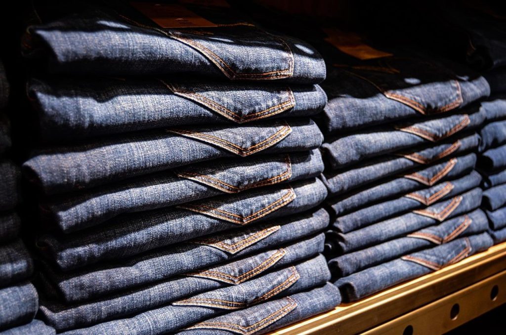 Kwaliteit en stijl voor minder: Muchachomalo sale en G-Star outlet met kleurrijk ondergoed en moderne jeans tegen lage prijze