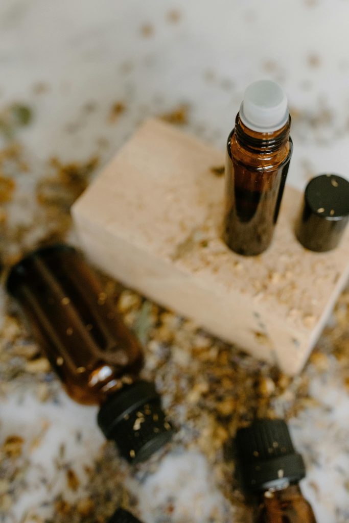 De Groene Linde webshop met energetische producten: etherische oliën, sprays en edelstenen voor seizoensovergangen