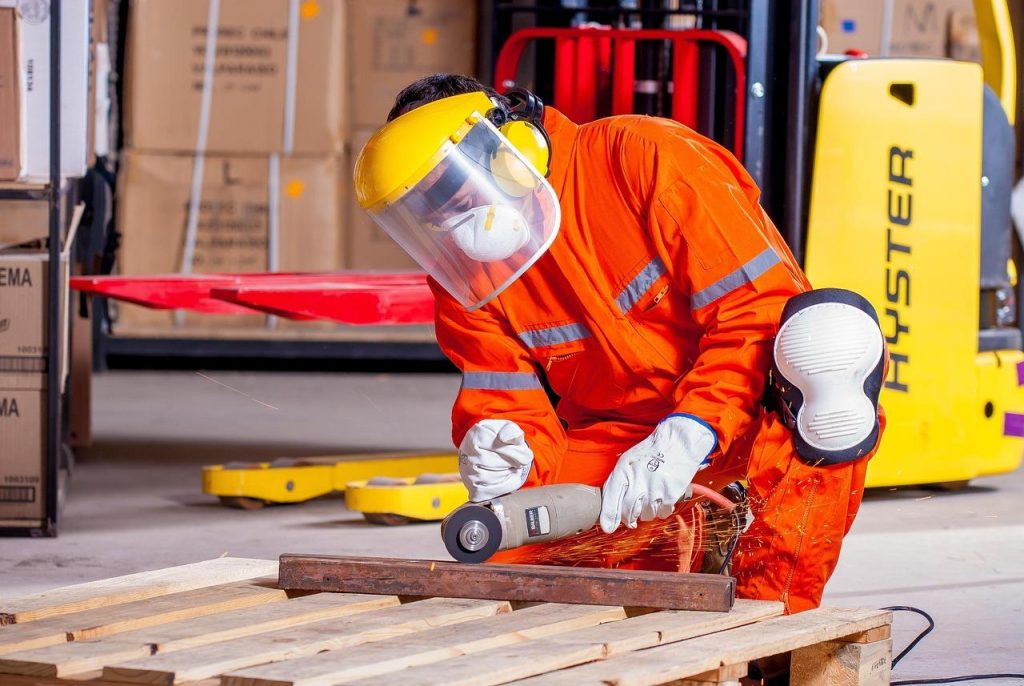 Professionele werkkleding collectie met diverse kledingstukken in moderne stijlen voor representatieve uitstraling op de werk