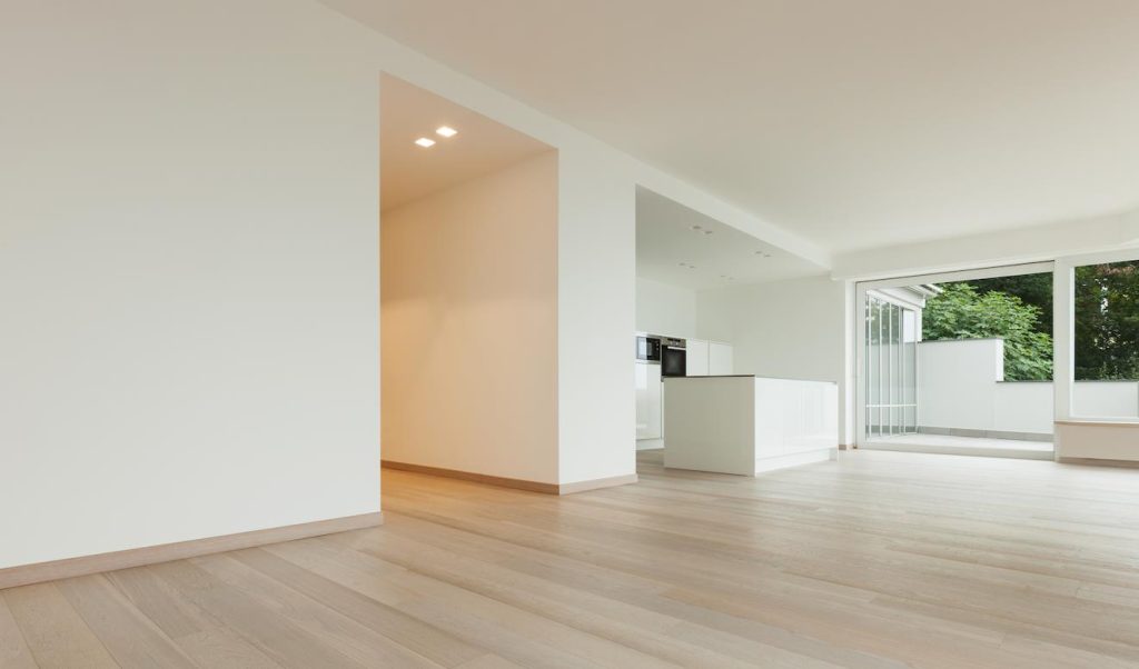 Professioneel latex spuiten techniek voor strakke muurafwerking in moderne woningen en nieuwbouwprojecten